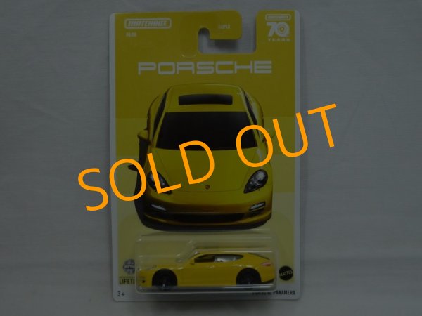 画像1: PORSCHE PANAMERA (1)