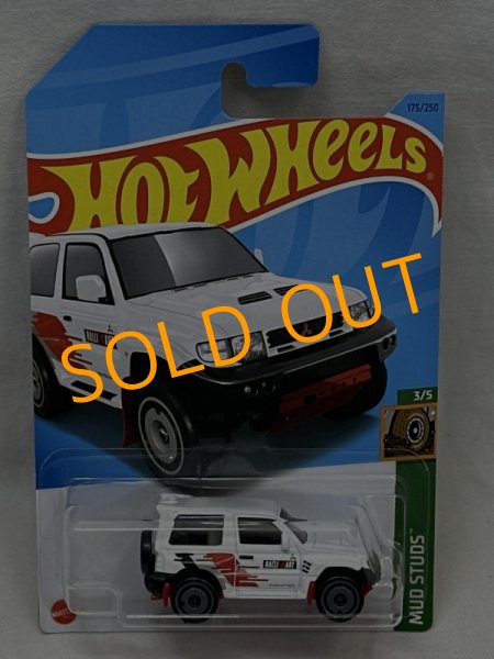 画像1: MITSUBISHI PAJERO EVOLUTION (1)