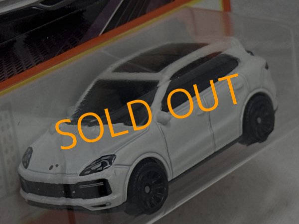 画像3: PORSCHE CAYENNE TURBO (3)