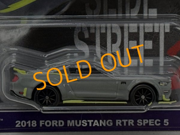 画像2: 2018 FORD MUSTANG RTR SPEC 5 (2)