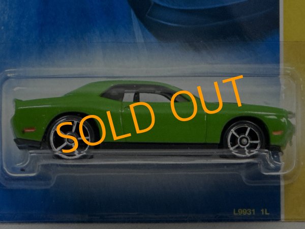 画像2: DODGE CHALLENGER SRT8 (2)