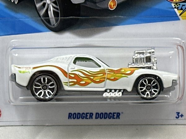 画像2: RODGER DODGER (2)