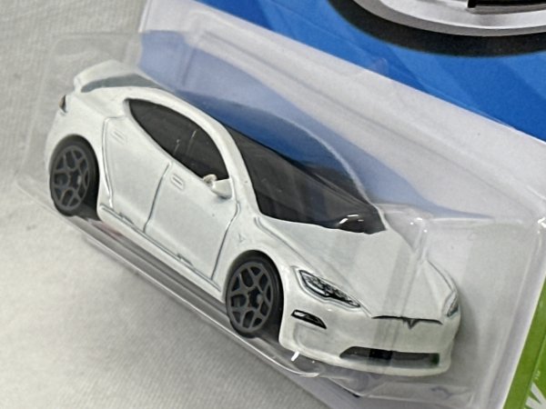 画像3: TESLA MODEL S PLAID (3)