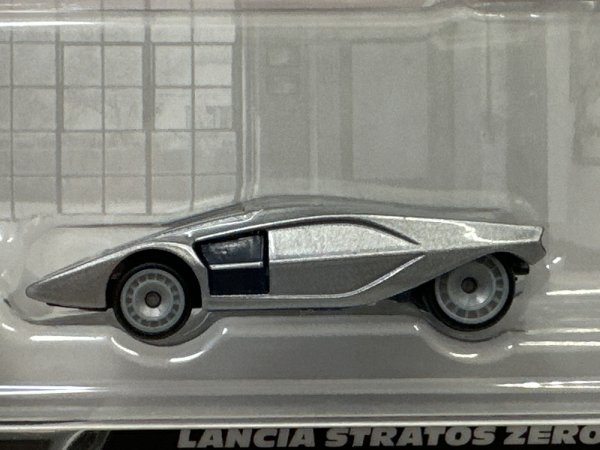 画像3: LAMBORGHNI COUNTACH LP5000 QV / LANCIA STRATOS ZERO (3)