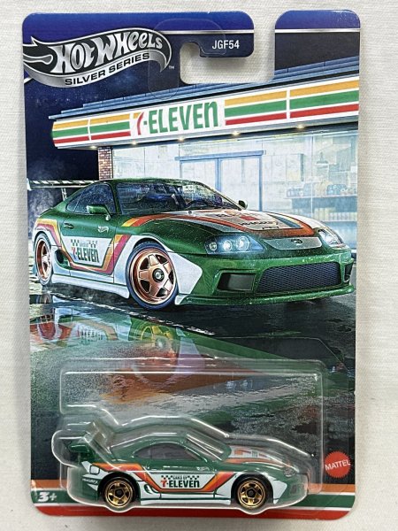 画像1: TOYOTA SUPRA  (1)