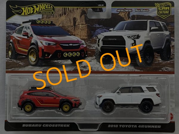 画像1: SUBARU CROSSTREK / 2018 TOYOTA 4RUNNER (1)