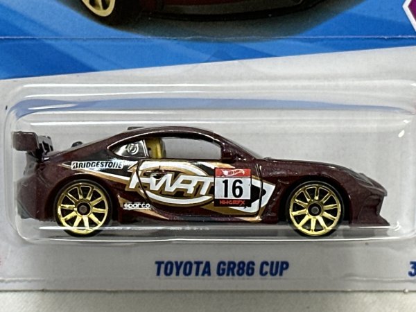 画像2: TOYOTA GR86 CUP (2)