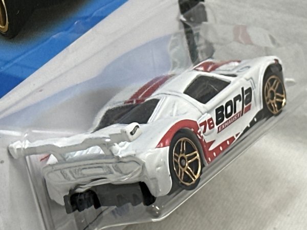 画像4: FORD GT (4)
