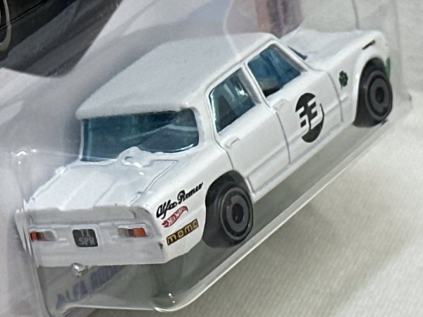 画像4: ALFA ROMEO GIULIA T1 SUPER (4)