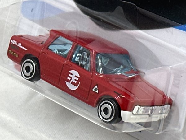 画像3: ALFA ROMEO GIULIA T1 SUPER (3)