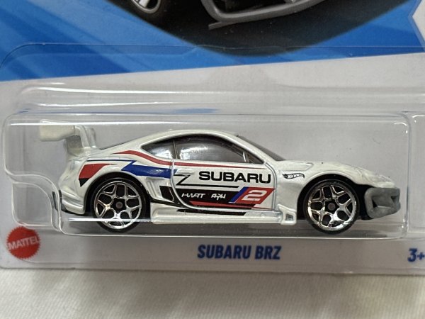 画像2: SUBARU BRZ (2)