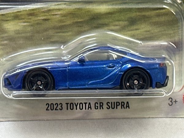 画像2: 2023 TOYOTA GR SUPRA (2)