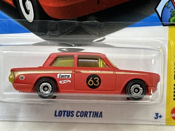 画像2: LOTUS CORTINA (2)