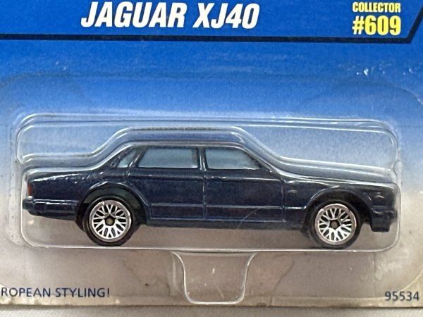 画像2: JAGUAR XJ40 (2)