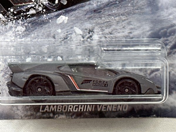 画像2: LAMBORGHINI VENENO (2)