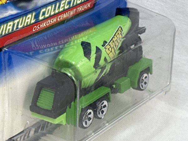 画像4: OSHKOSH CEMENT TRUCK (4)