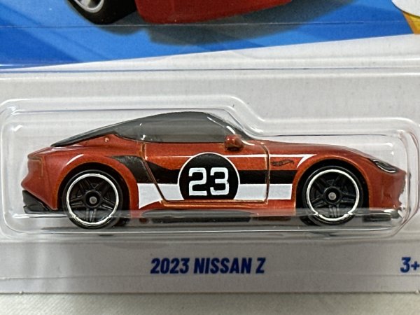 画像2: 2023 NISSAN Z (2)