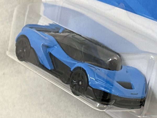 画像3: MCLAREN W1 (3)