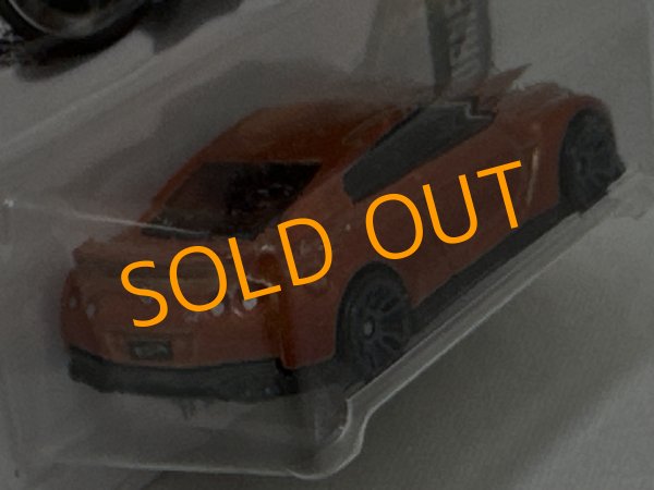 画像4: 17 NISSAN GT-R (R35) (4)