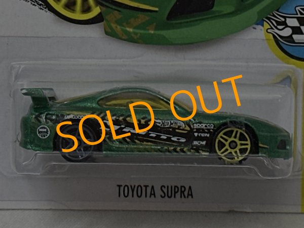 画像2: TOYOTA SUPRA (2)