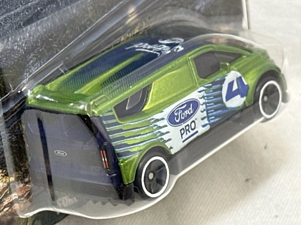 画像4: FORD PERFORMANCE SUPERVAN 4 (4)