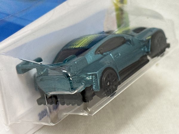 画像4: 2024 ASTON MARTIN VANTAGE GT3 (4)