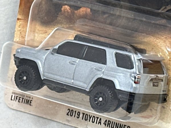 画像4: 2019 TOYOTA 4RUNNER (4)