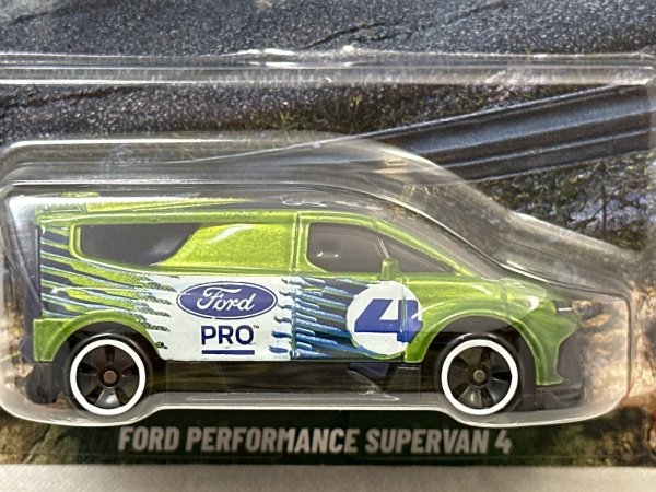 画像2: FORD PERFORMANCE SUPERVAN 4 (2)