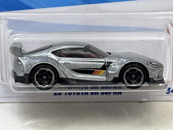 画像2: '20 TOYOTA GR SUPRA (2)