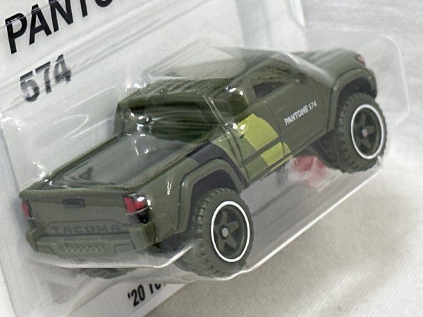画像4: *20 TOYOTA TACOMA (4)
