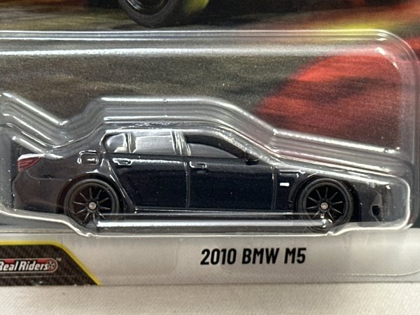 画像2: 2010 BMW M5 (2)