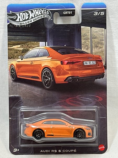 画像1: AUDI RS 5 COUPE (1)