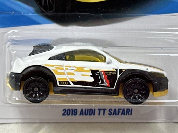 画像2: 2019 AUDI TT SAFARI (2)