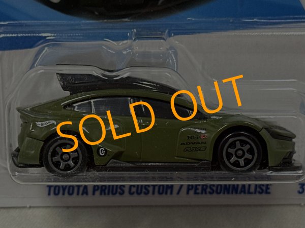画像2: TOYOTA PRIUS CUSTOM　ルーフボックス有り (2)