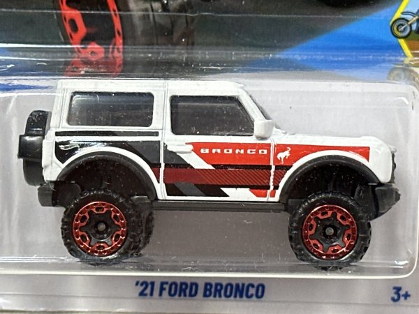画像2: '21 FORD BRONCO (2)