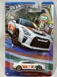 画像1: 2017 NISSAN GT-R (R35) (1)