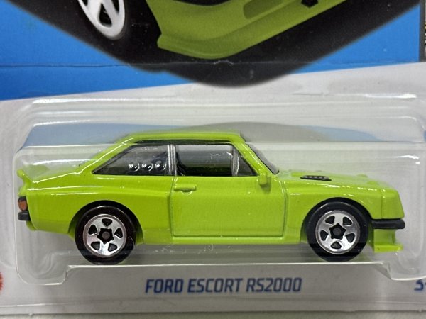 画像2: FORD ESCORT RS2000 (2)