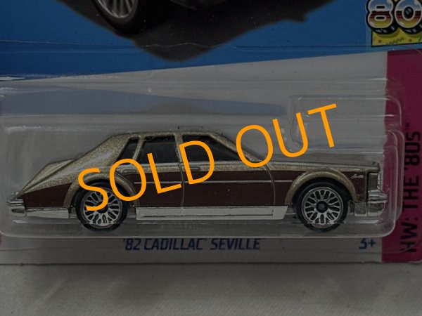 画像2: '82 CADILLAC SEVILLE (2)