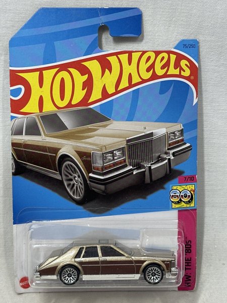 画像1: '82 CADILLAC SEVILLE (1)