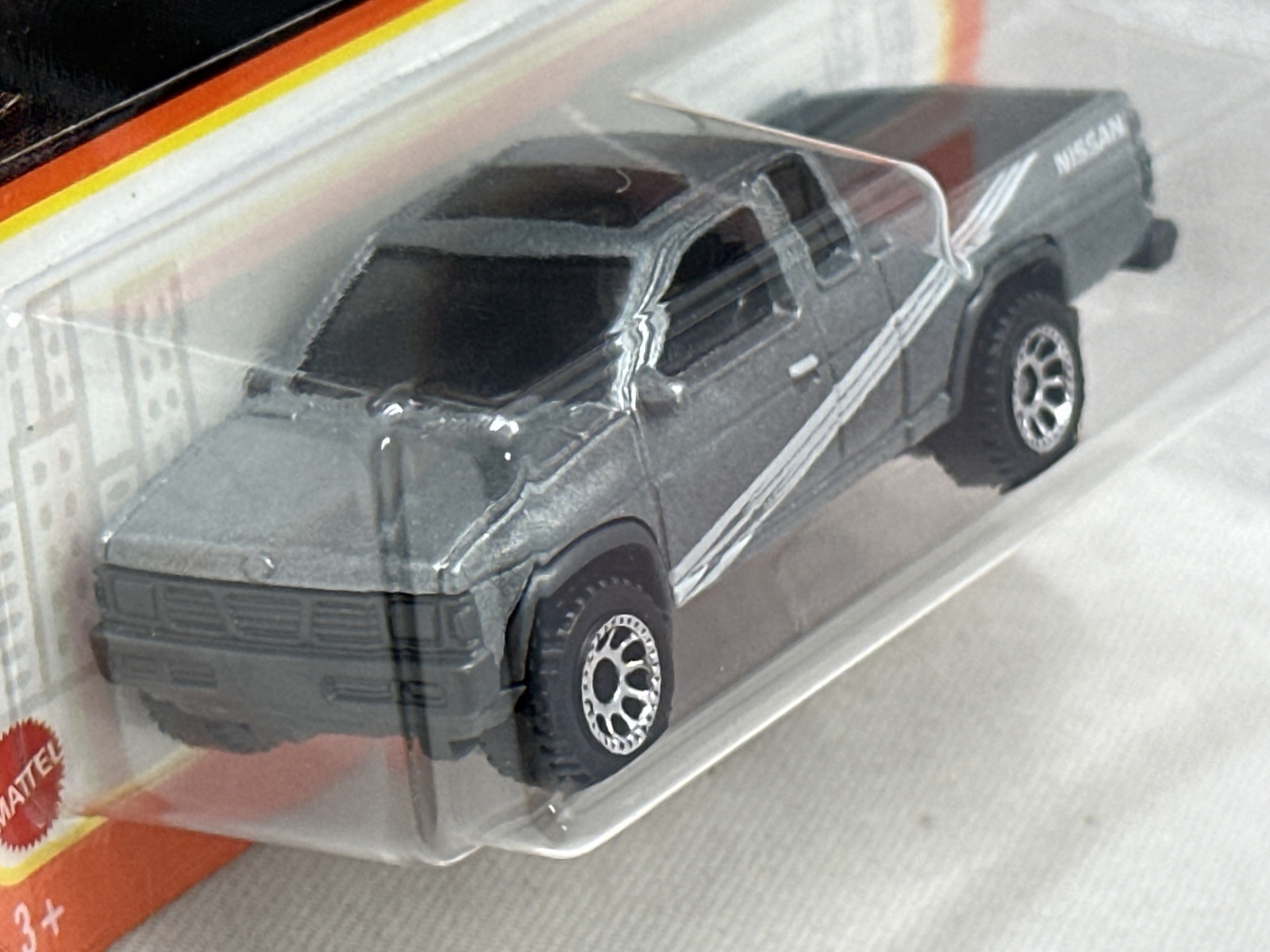 95 NISSAN HARDBODY (D21) - strange storage